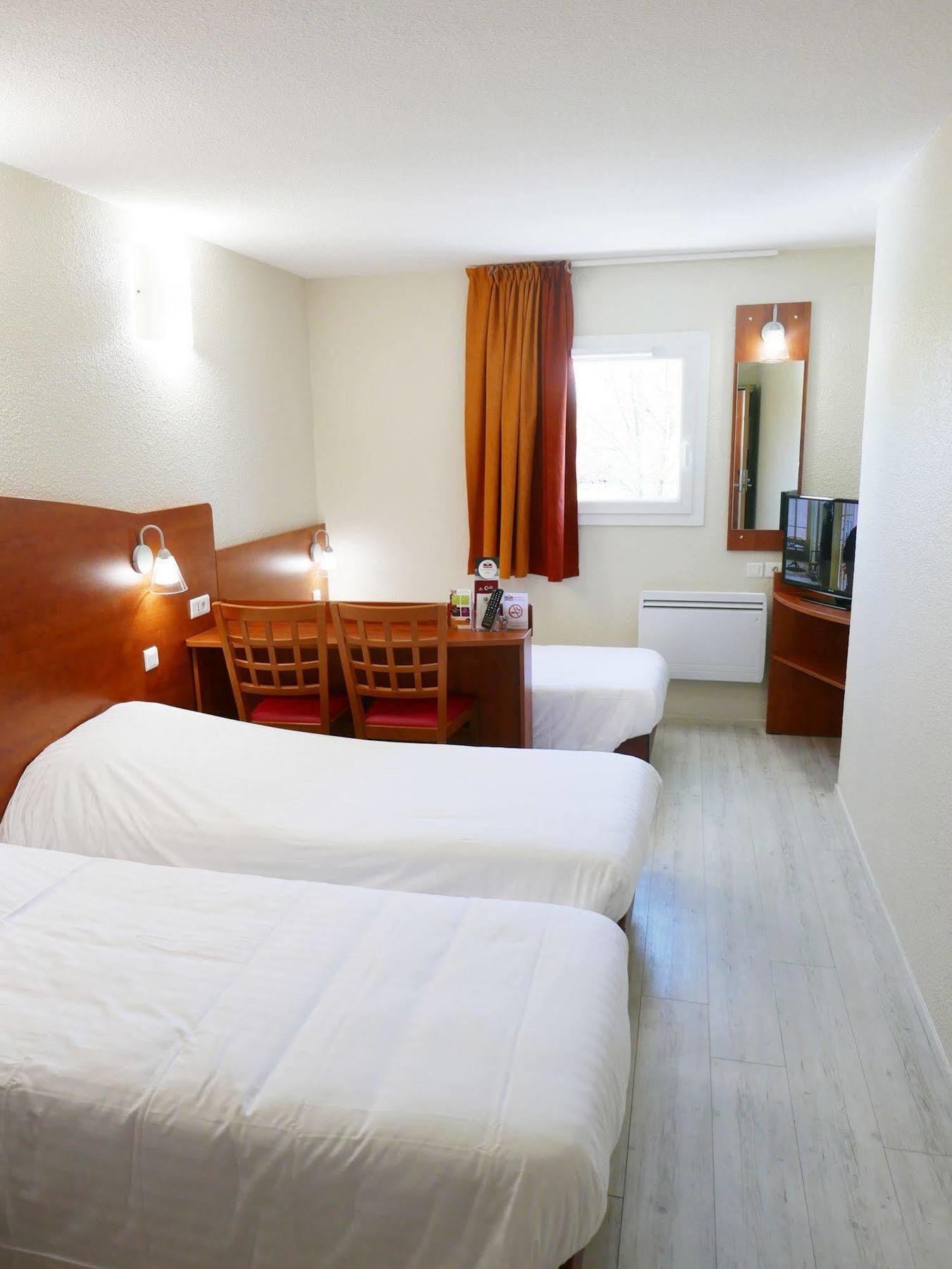Best Hotel Lyon - Saint Priest Экстерьер фото
